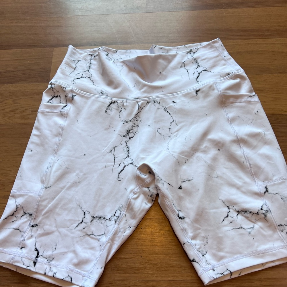 BuffBunny Marble Bike Shorts, Pockets! XL